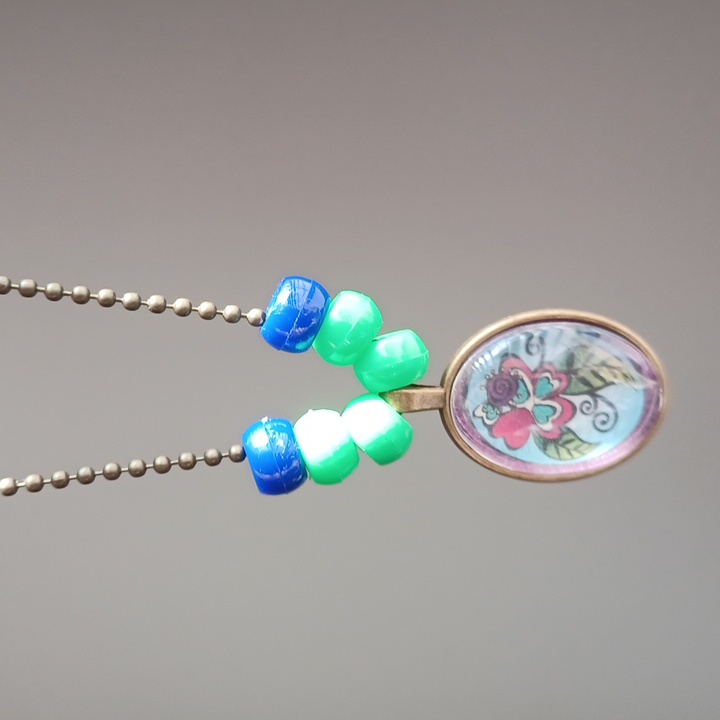 Domed Flowers Pendant & Bead Necklace 1